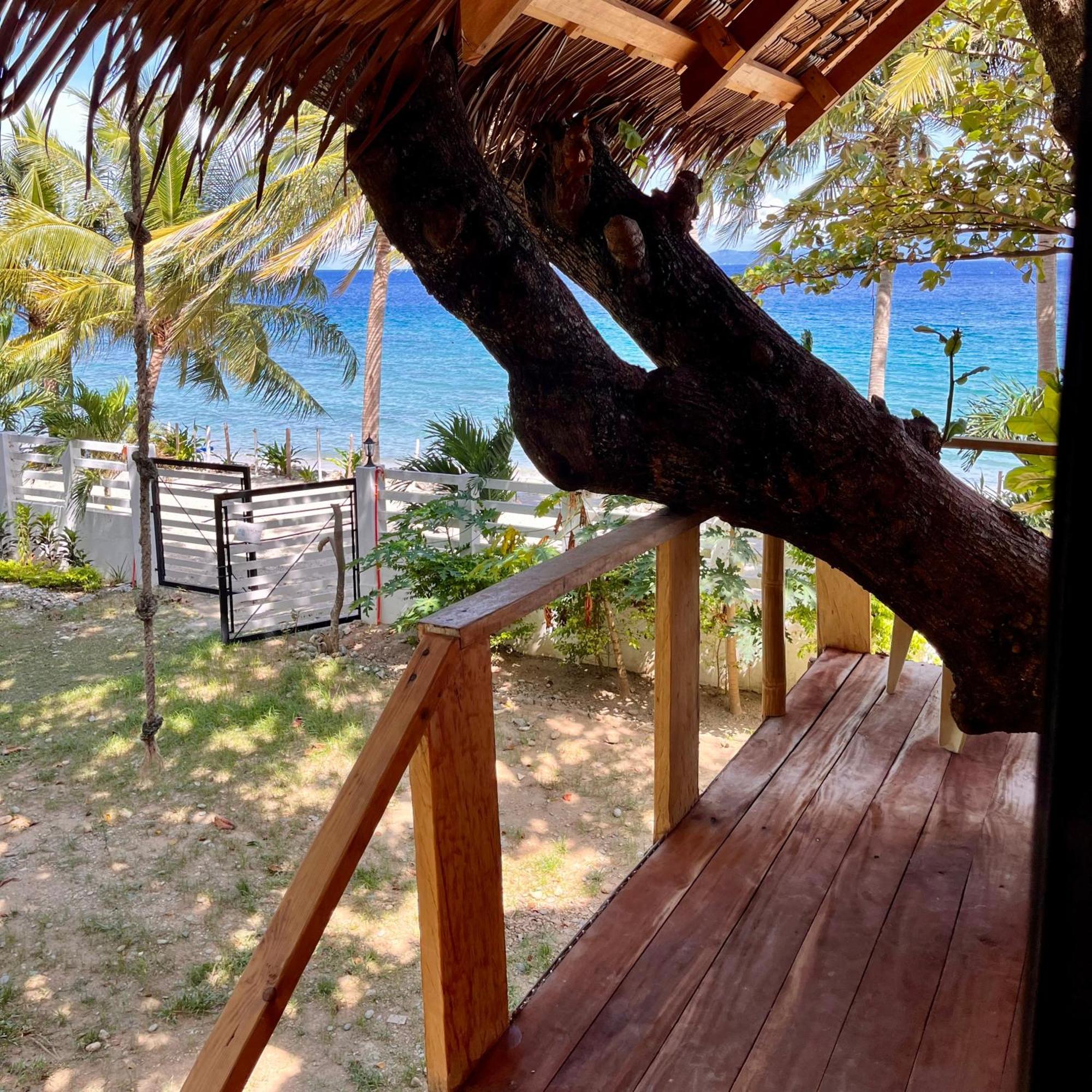 Amami Beachfront Villa With Private Beach Puerto Galera Eksteriør bilde