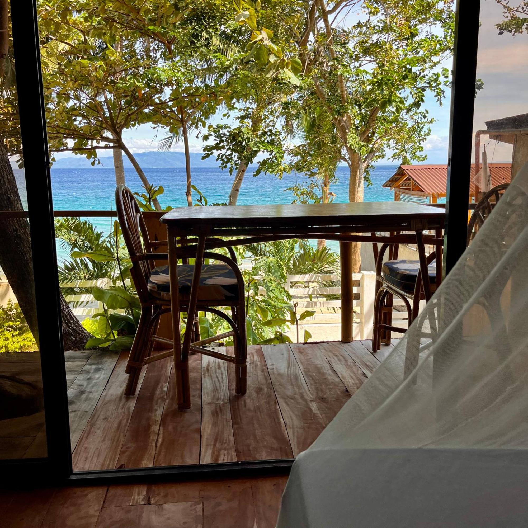 Amami Beachfront Villa With Private Beach Puerto Galera Eksteriør bilde